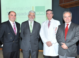 Hospital del trabajador y unab inauguran año académico