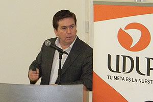 Alumnos de prevención de riesgos analizaron la estrategia de la ACHS para reducir la tasa de accidentabilidad