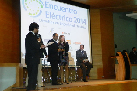 ACHS participa en encuentro eléctrico 2014