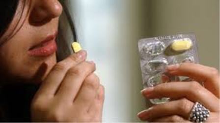 Mujeres duplican a los hombres en consumo de medicamentos psicotrópicos