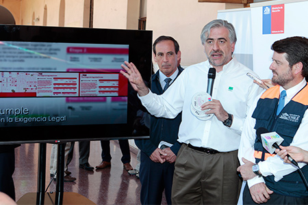 Onemi y ACHS lanzan software para que colegios elaboren el plan integral de seguridad pise