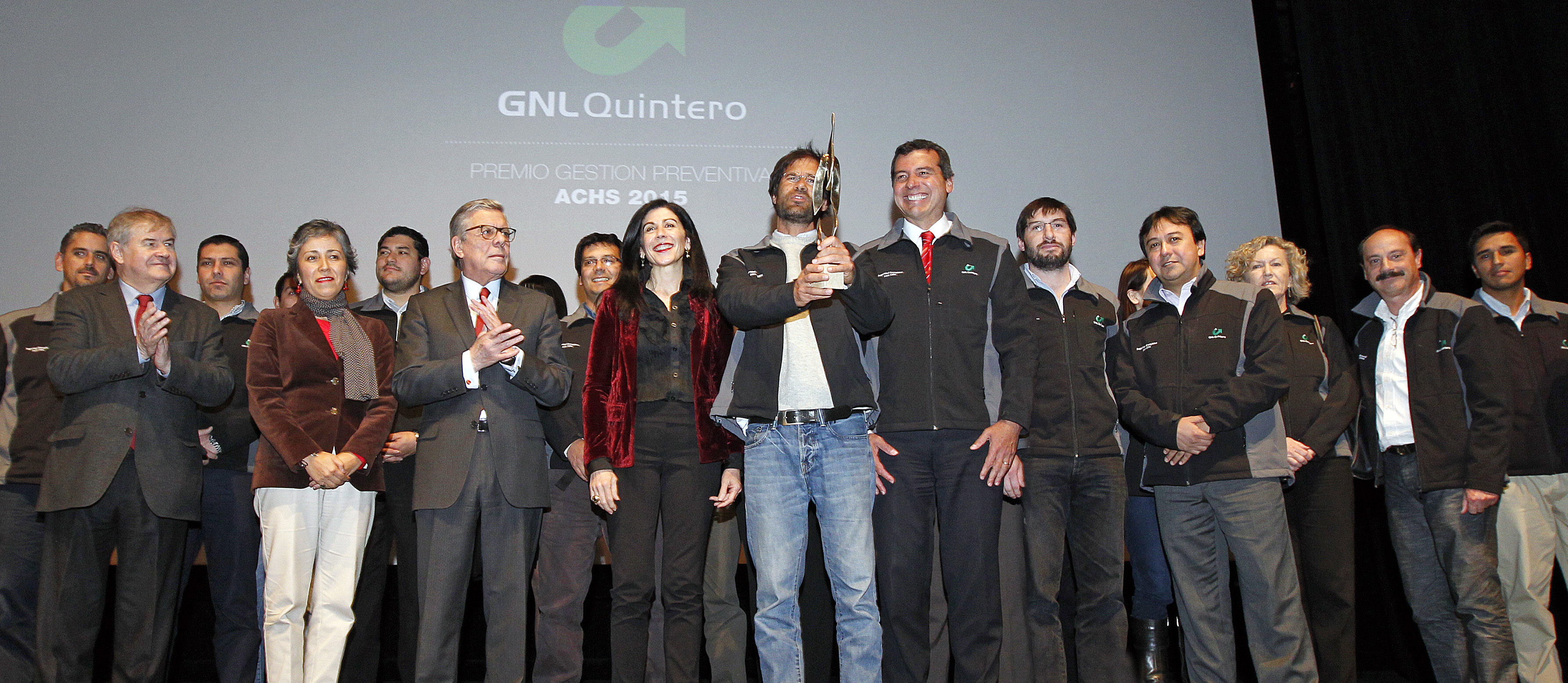 Finning chile recibió premio carlos vial espantoso 2015