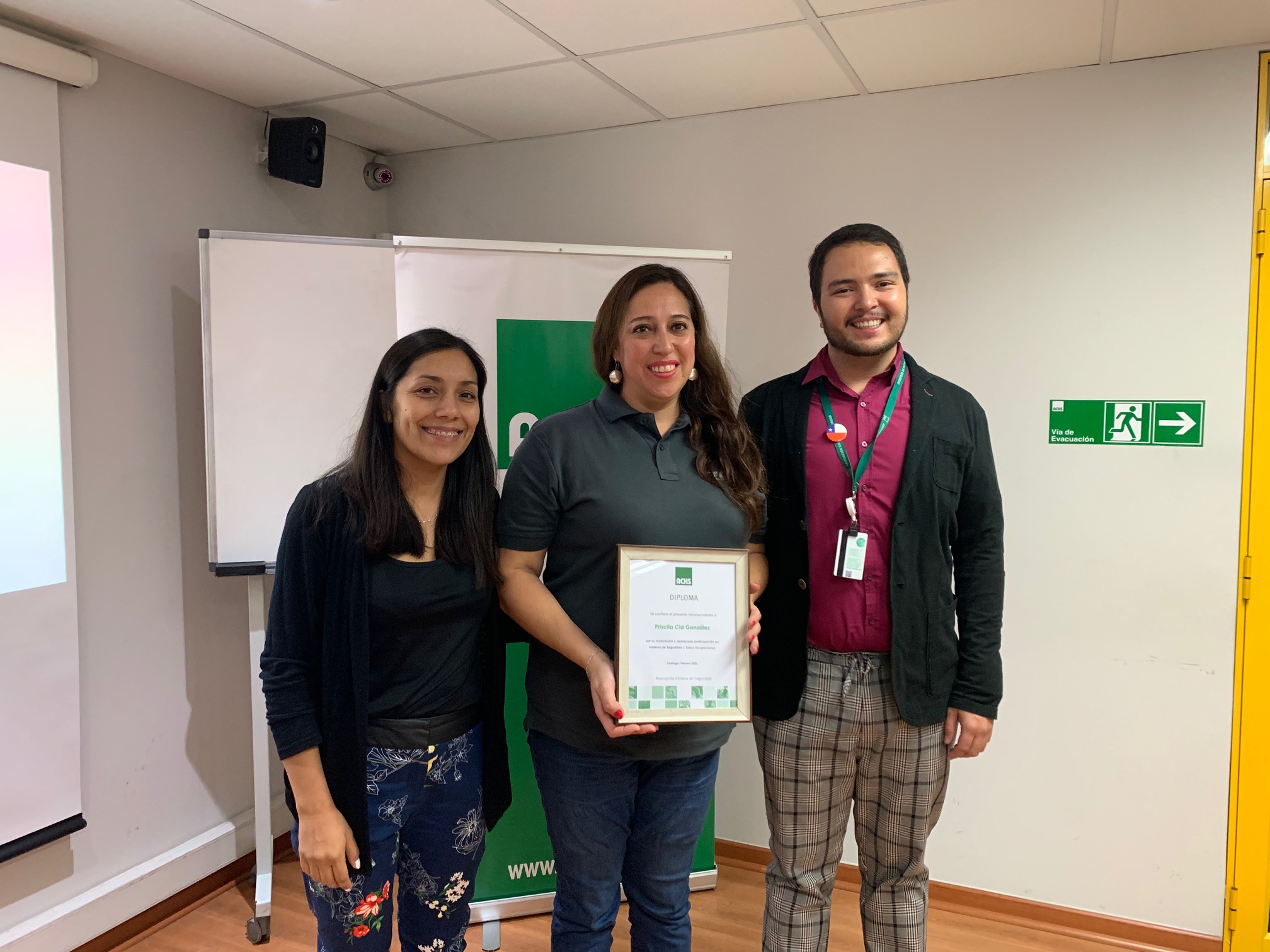 La ACHS reconoce a mago chic s.a.