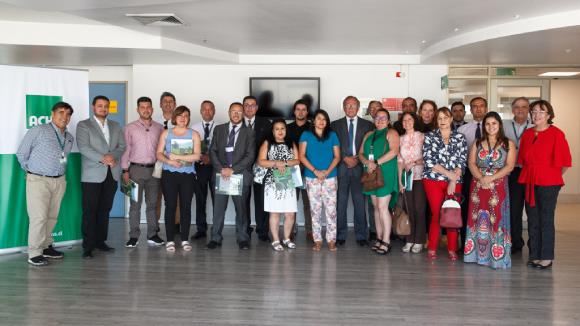 La ACHS dicta charla a servicios públicos sobre manejo de turbas