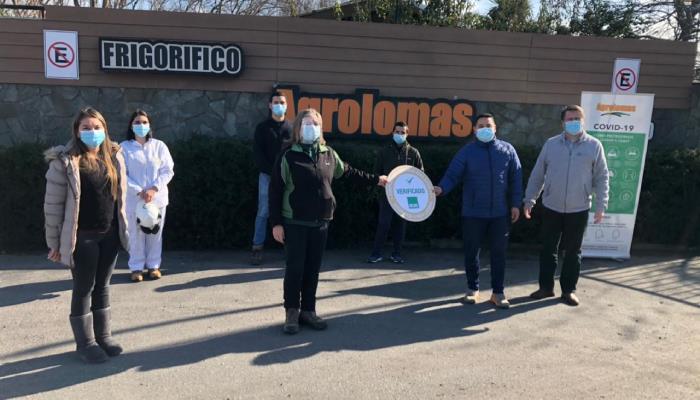 La ACHS entregó certificación de Sello COVID-19 a Frigorífico Agrolomas por el compromiso con la seguridad de sus trabajadores