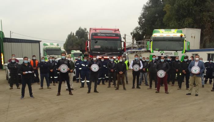 La ACHS hizo entrega del Sello COVID-19 a Transportes Artisa gracias a su compromiso con la seguridad y salud de sus trabajadores