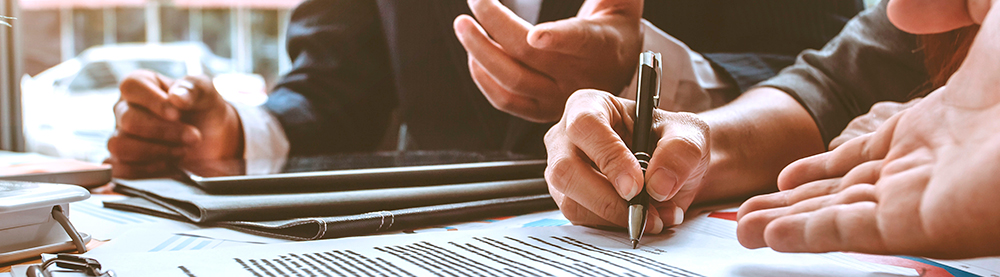 Leyes, reglamentos y decretos: Modificaciones legales relevantes para la gestión de seguridad y salud   Leyes, reglamentos y decretos: Modificaciones legales relevantes para la gestión de seguridad y salud