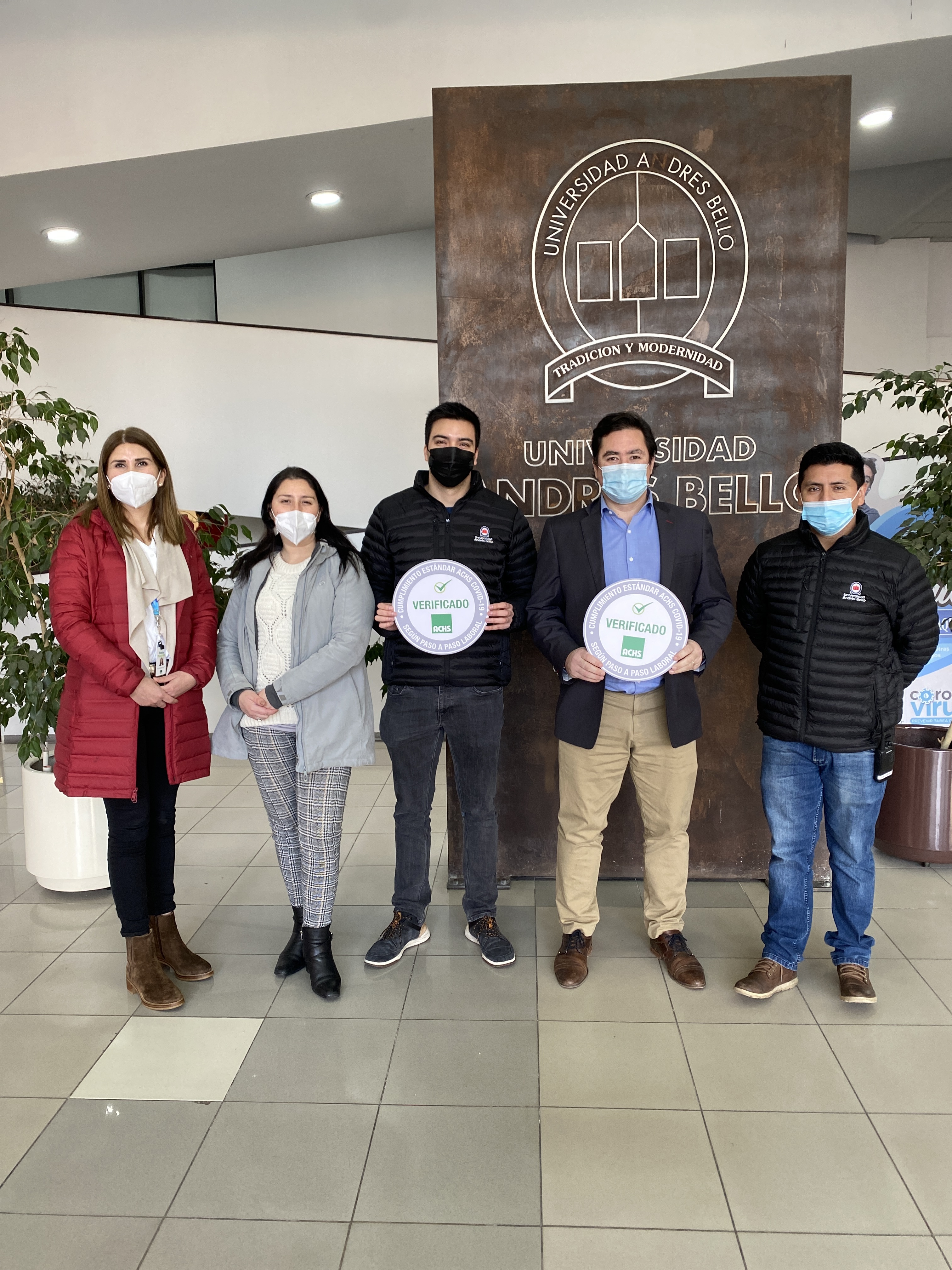 La ACHS entregó su Sello COVID-19 a Universidad Nacional Andrés Bello a sus Campus Creativo y Bellavista