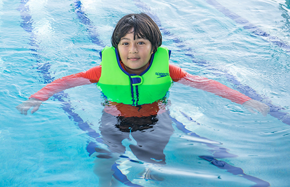 Aprende a dar los primeros auxilios en accidentes de piscina