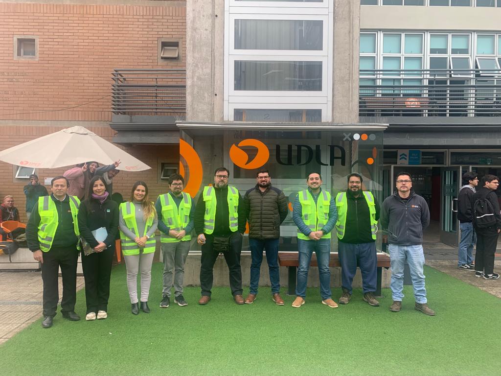 La Achs apoya simulacro de evacuación en sedes de Santiago y Concepción de U. de Las Américas