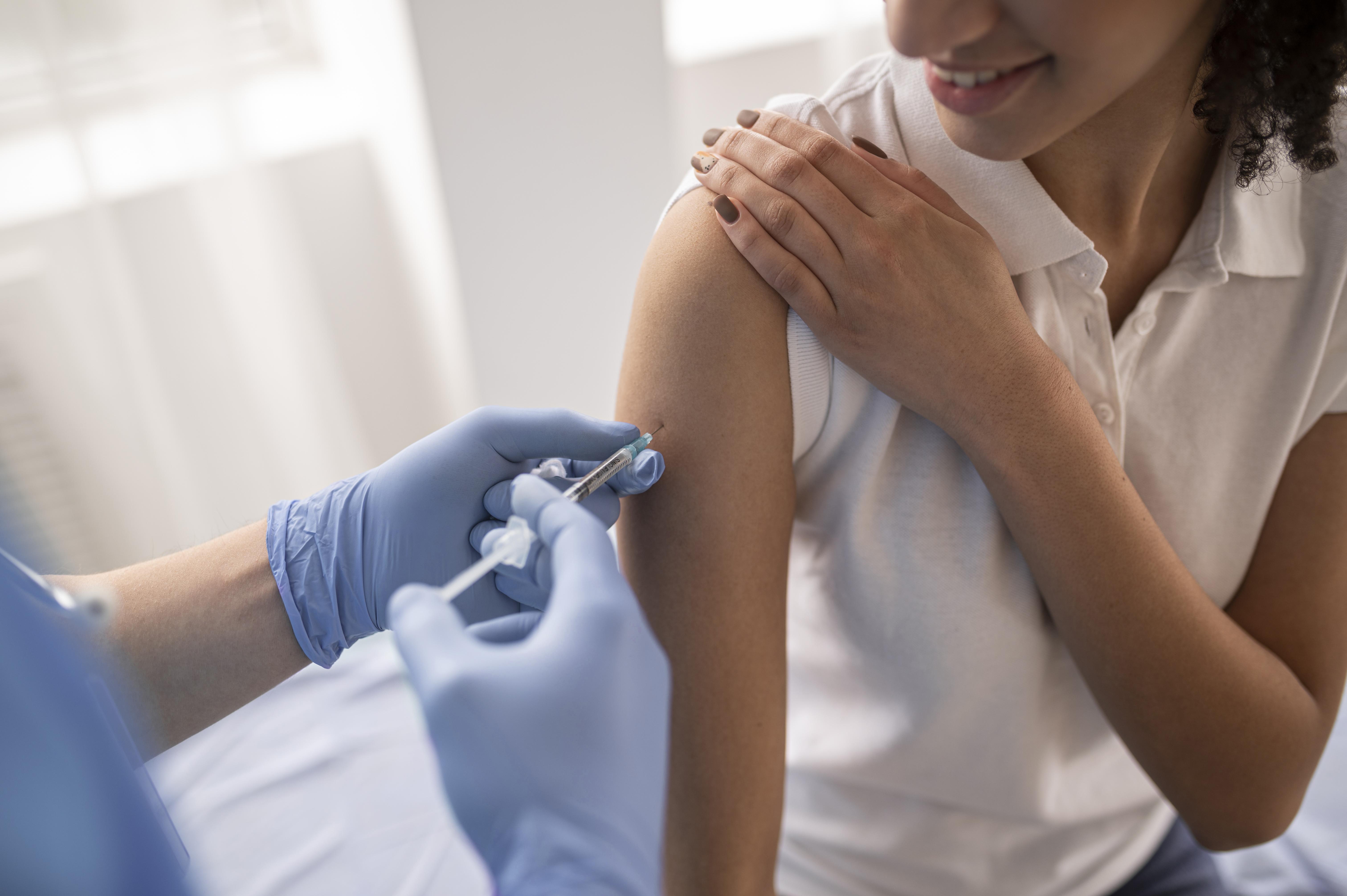 Vacuna contra la influenza Protege a tiempo a tus trabajadores