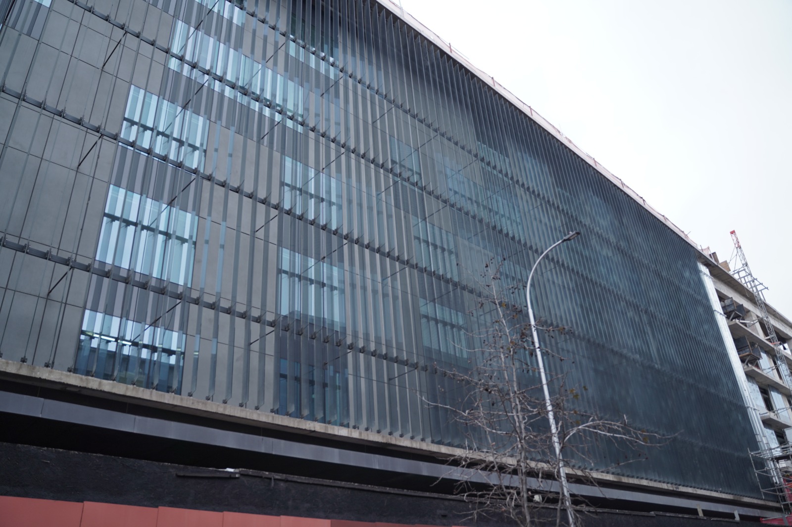 Hospital del Trabajador Achs Salud será el primer centro médico en Chile con capacidad de purificar el aire Hospital del Trabajador Achs Salud será el primer centro médico en Chile con capacidad de purificar el aire