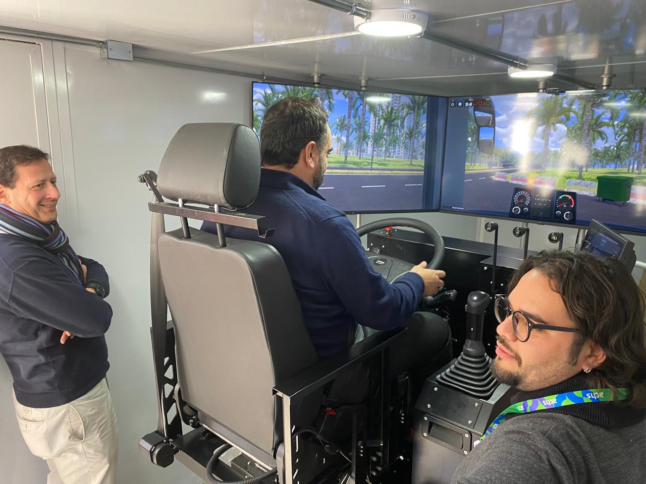 Achs Seguro Laboral capacita a 50 colaboradores de Holding Buses JM Pullman en la ciudad de Los Andes