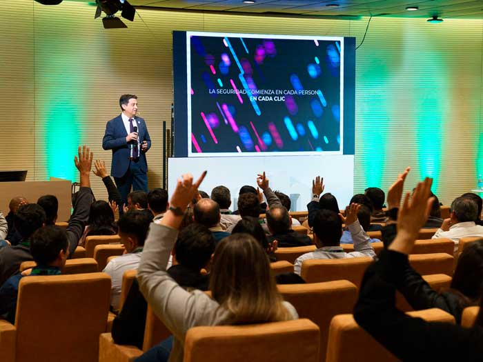 La Achs impulsa jornada para abordar el nuevo escenario regulatorio de cumplimiento para fortalecer los gobiernos corporativos